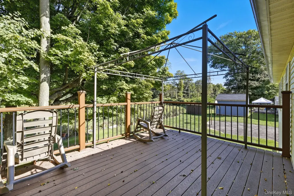 19 Hawk Lane Poughkeepsie NY 12601