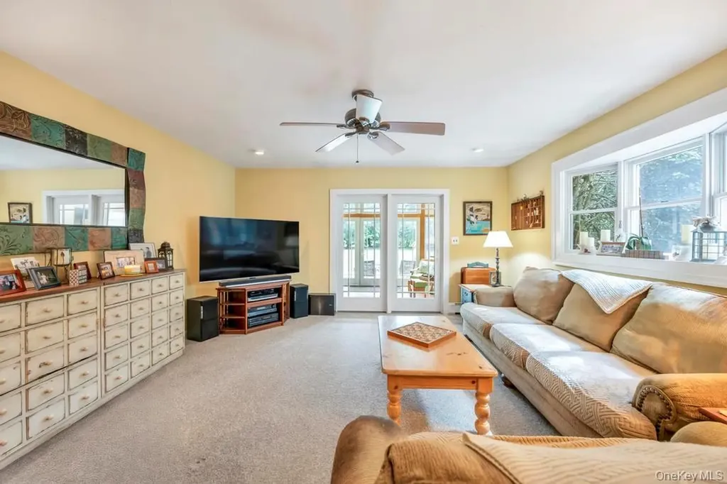 375 Ocean Avenue Islip NY 11751