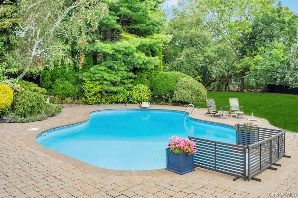 375 Ocean Avenue Islip NY 11751