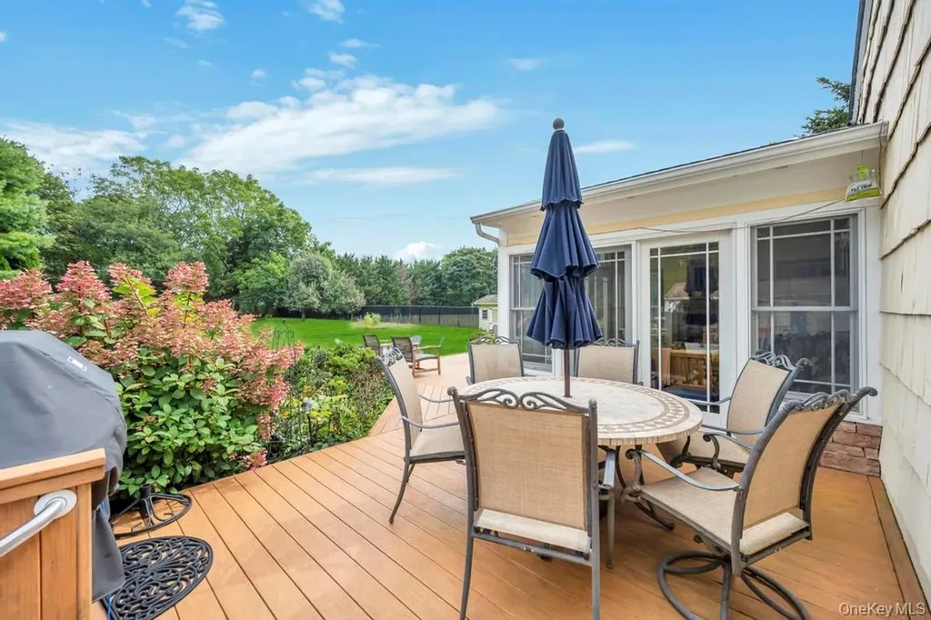 375 Ocean Avenue Islip NY 11751