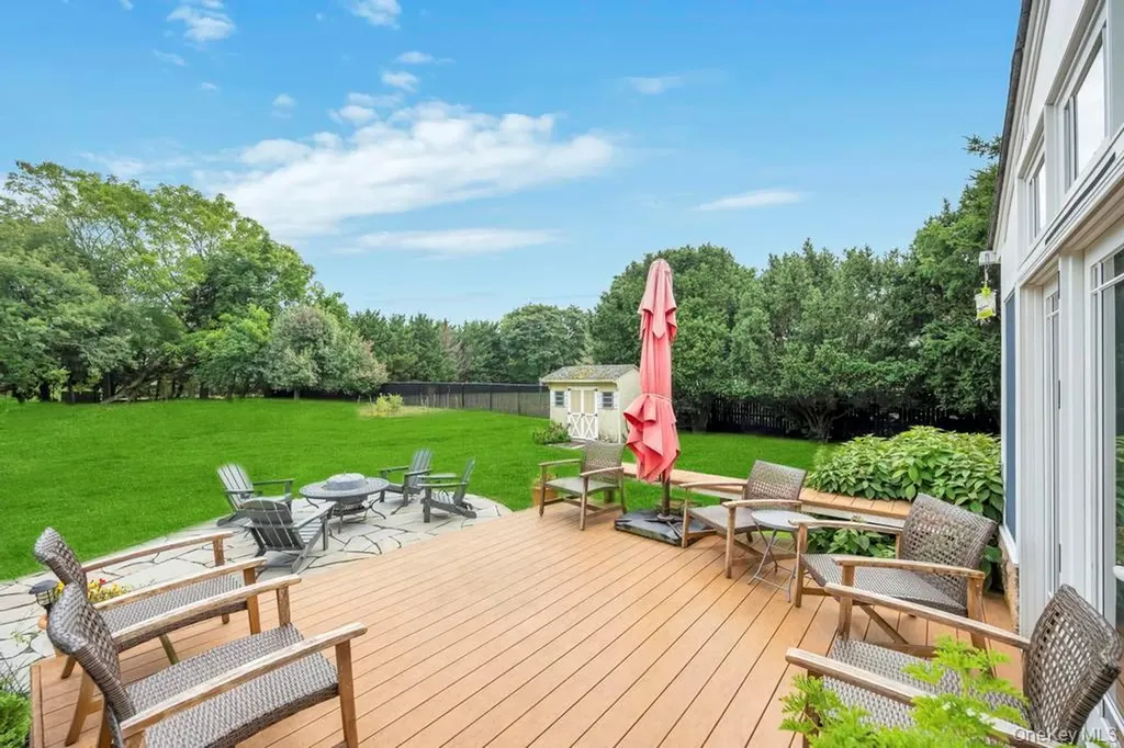 375 Ocean Avenue Islip NY 11751