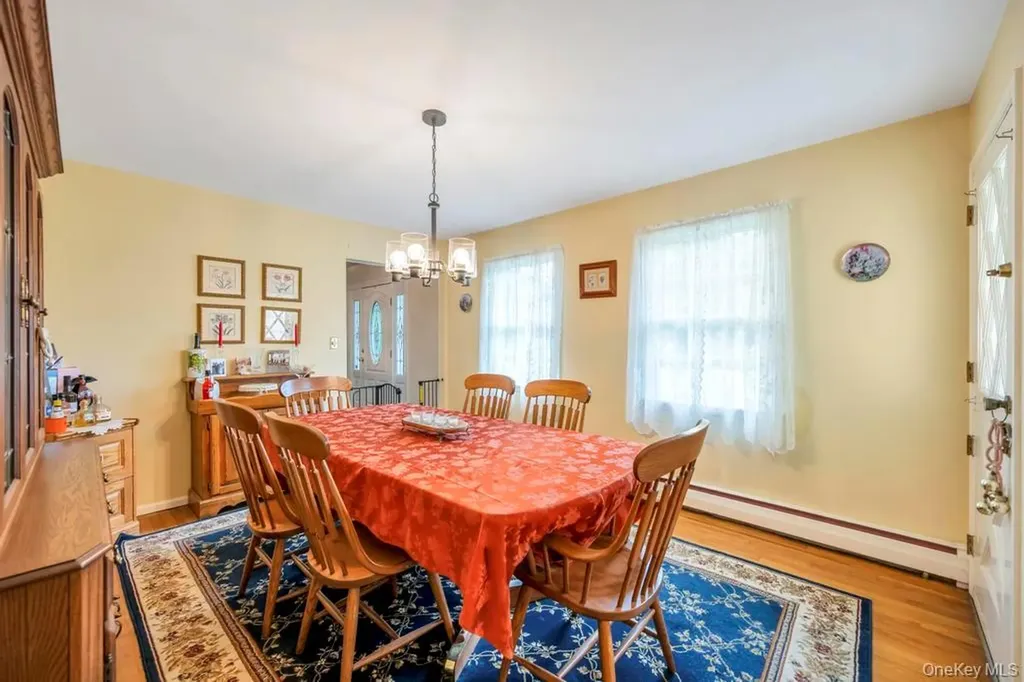 375 Ocean Avenue Islip NY 11751