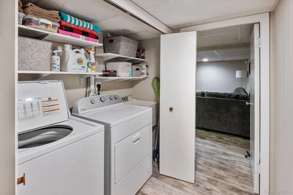 21 Dehan Street Smithtown NY 11787