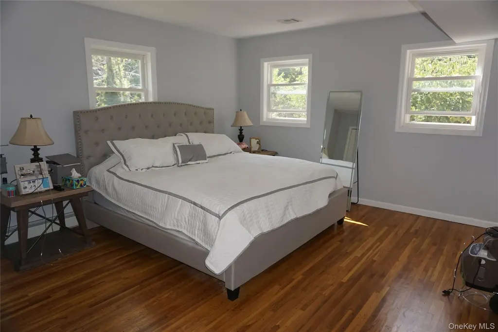 15 Greenridge Way Spring Valley NY 10977
