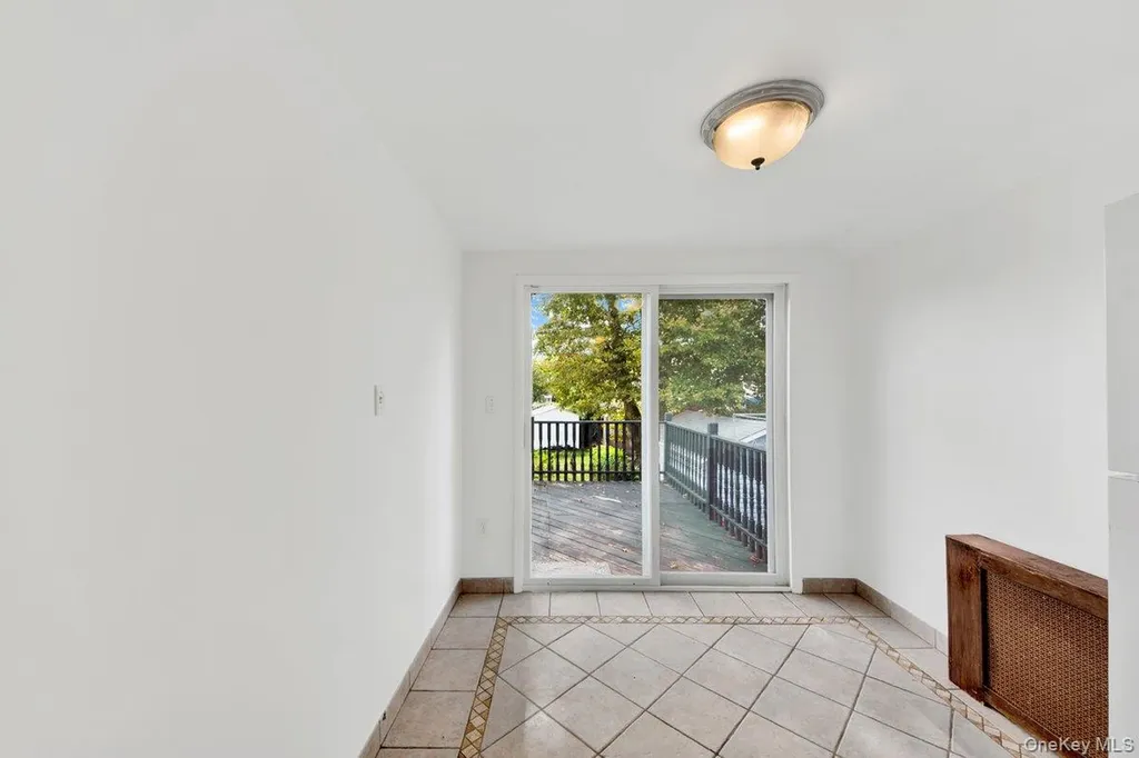3088 Mullan Place Bronx NY 10465