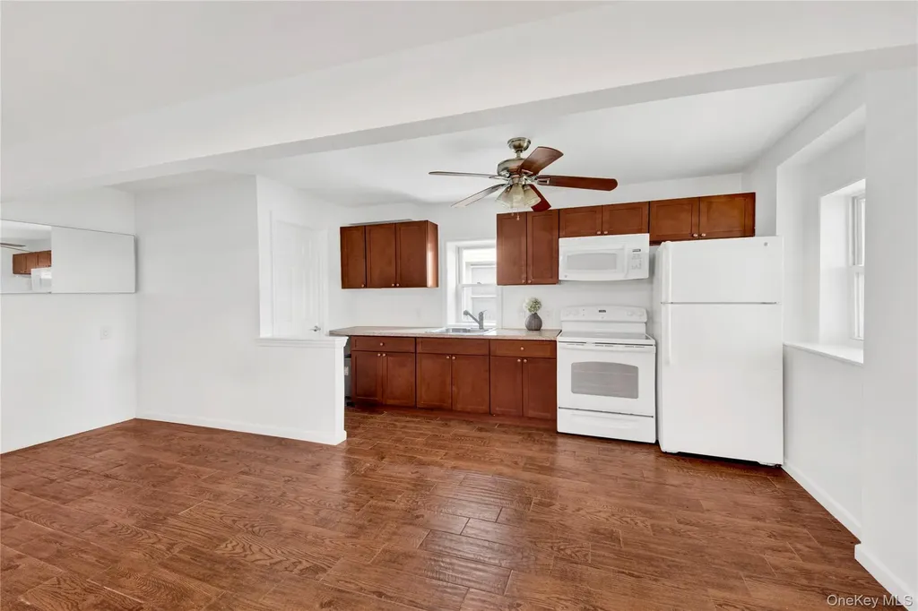 3088 Mullan Place Bronx NY 10465