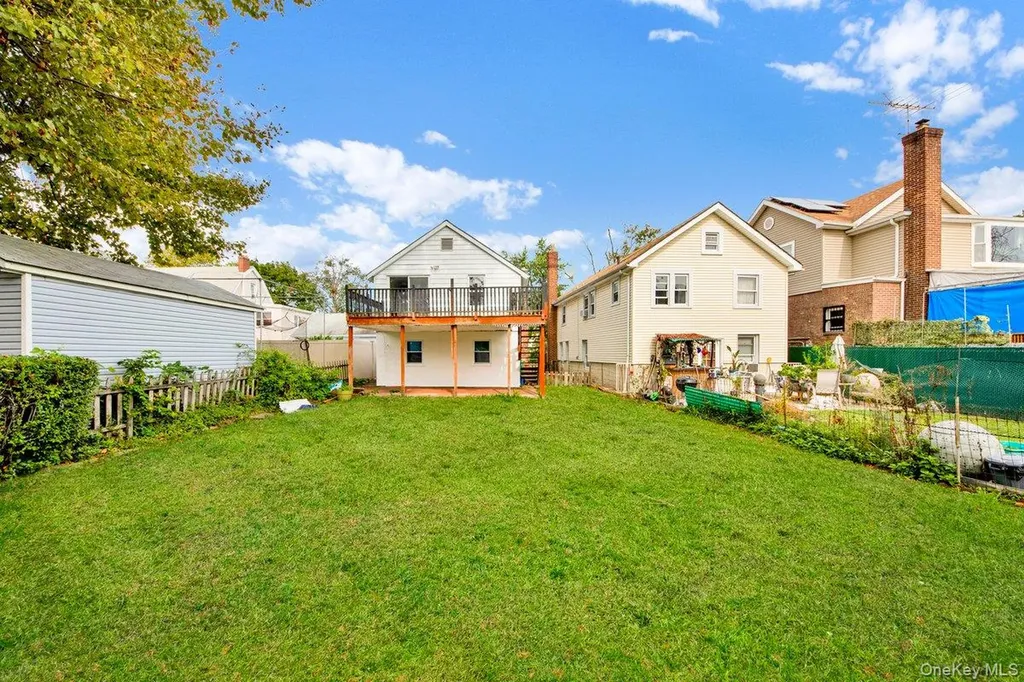 3088 Mullan Place Bronx NY 10465