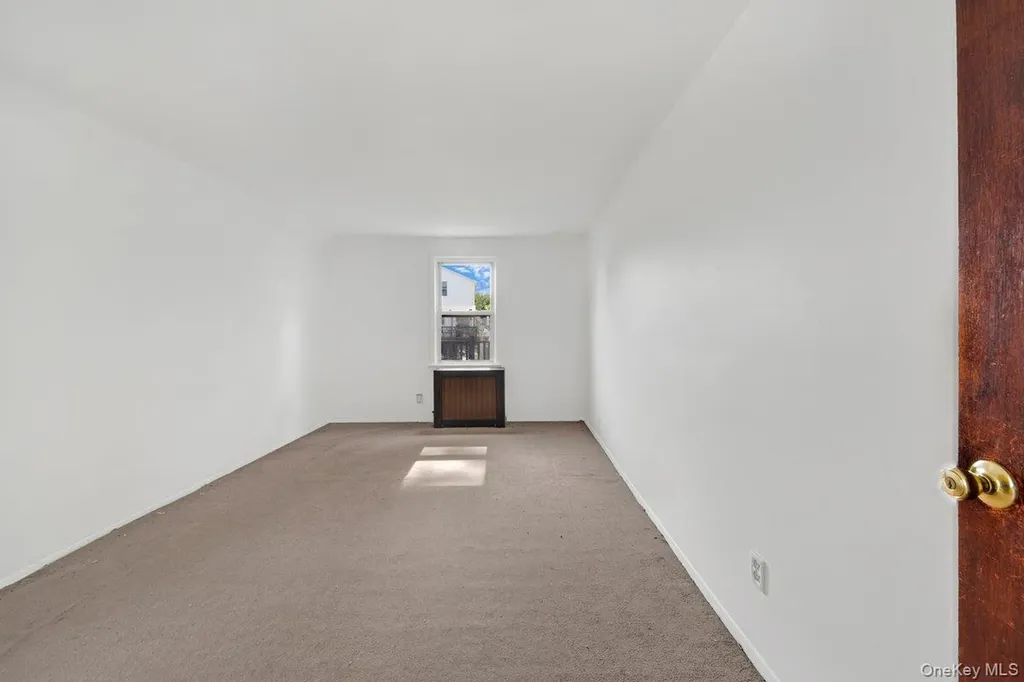 3088 Mullan Place Bronx NY 10465
