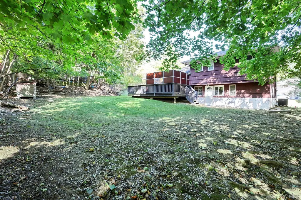 24 Hilltop Lane Monsey NY 10952