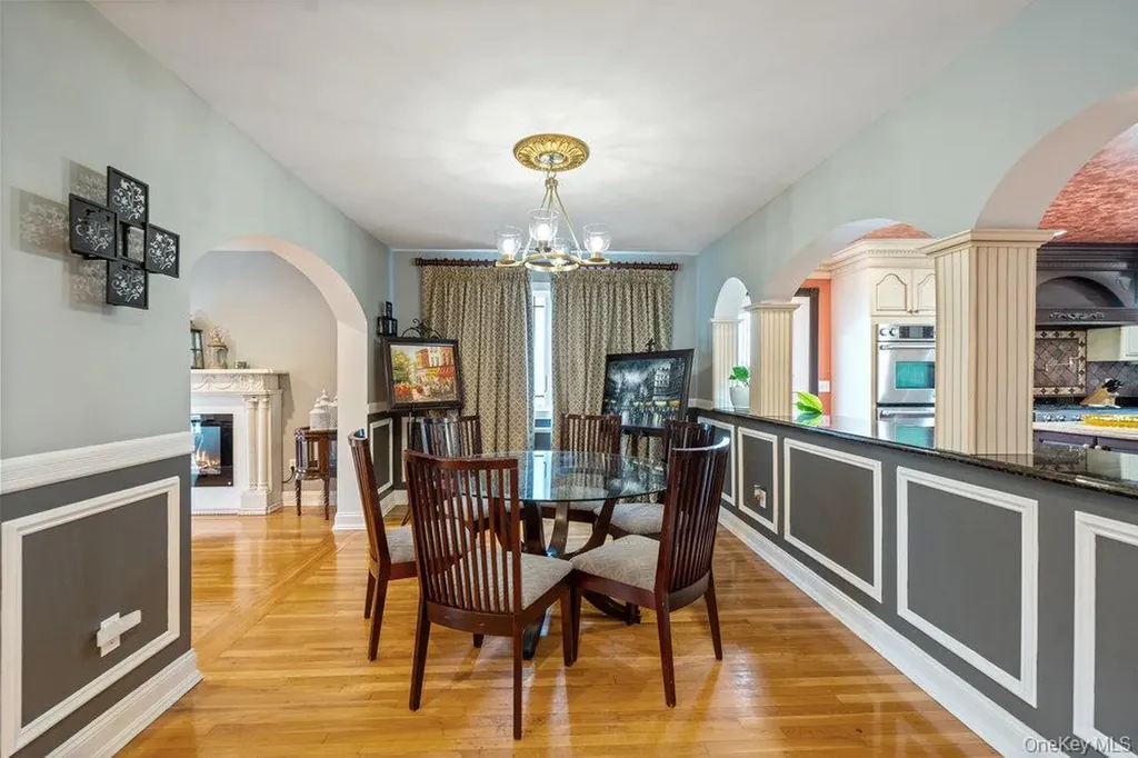 57 Southgate Road Valley Stream NY 11581