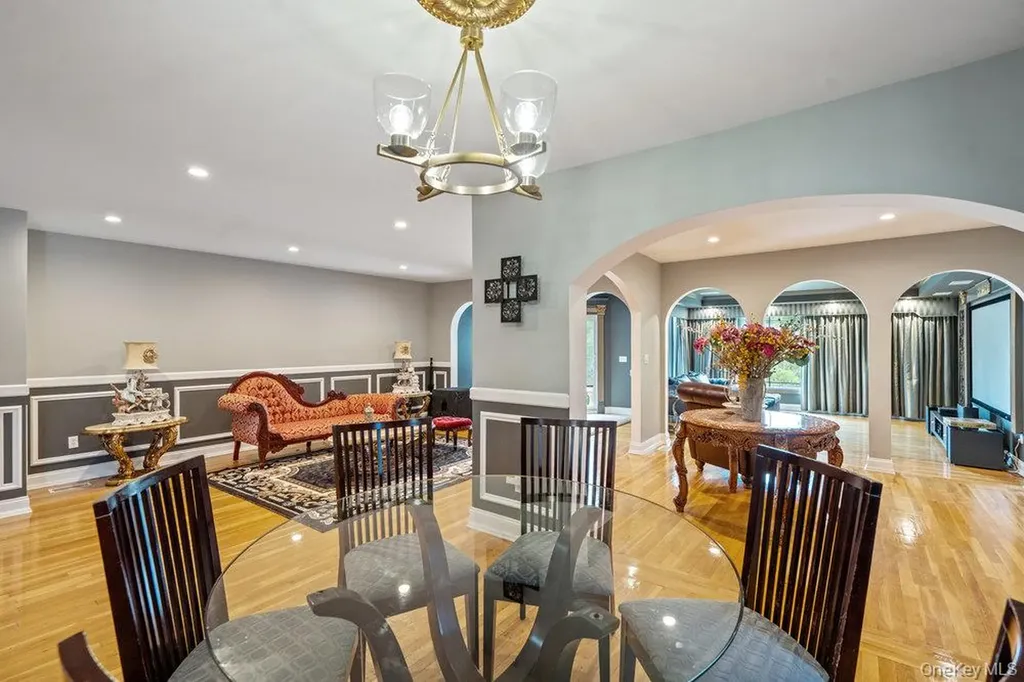 57 Southgate Road Valley Stream NY 11581
