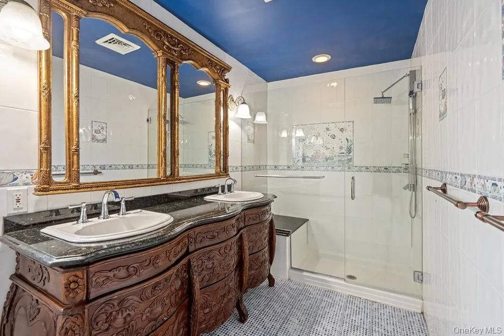57 Southgate Road Valley Stream NY 11581