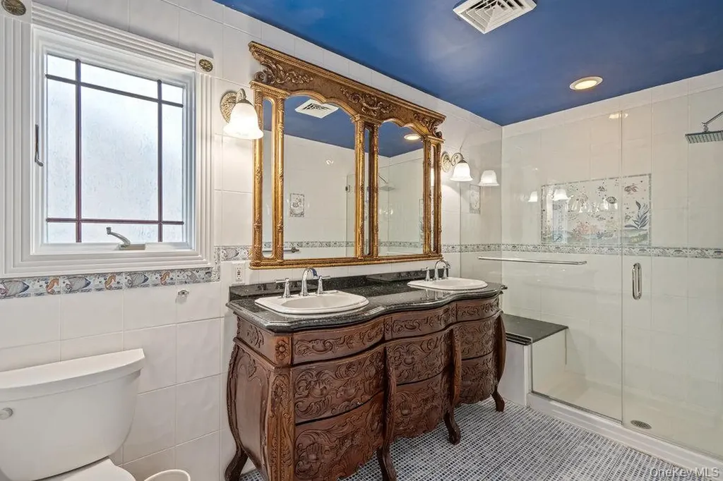 57 Southgate Road Valley Stream NY 11581