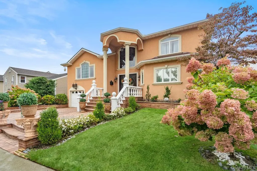 57 Southgate Road Valley Stream NY 11581