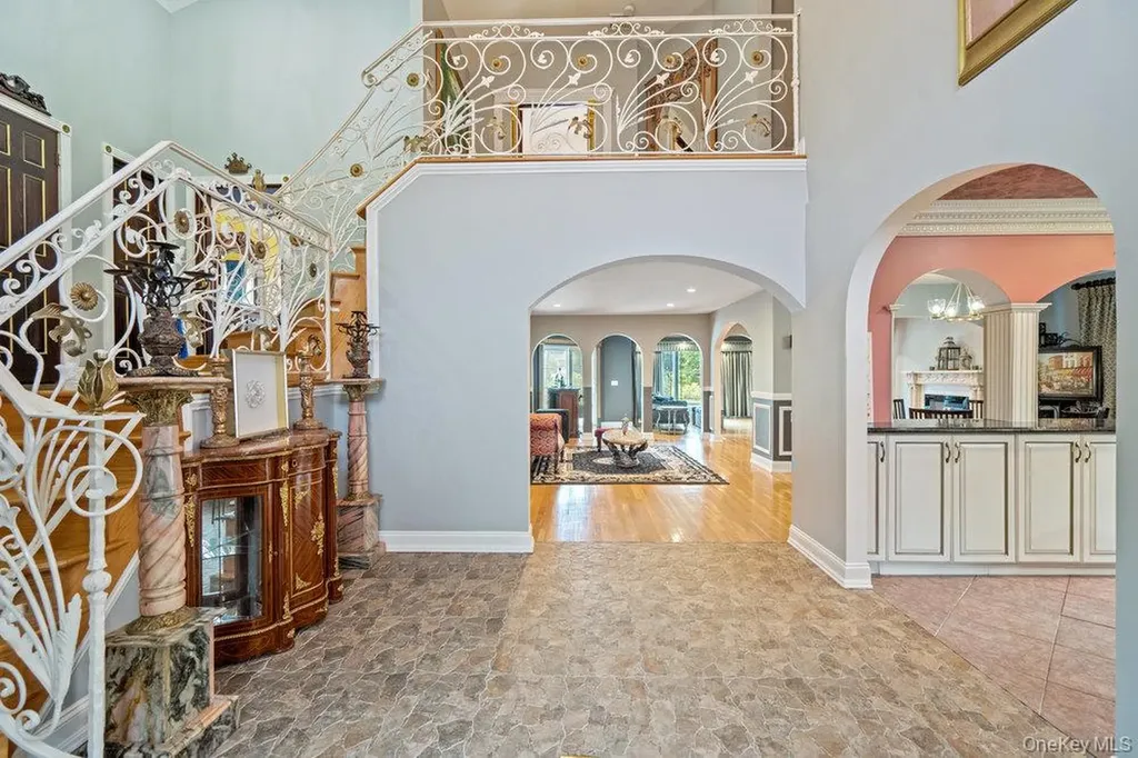 57 Southgate Road Valley Stream NY 11581