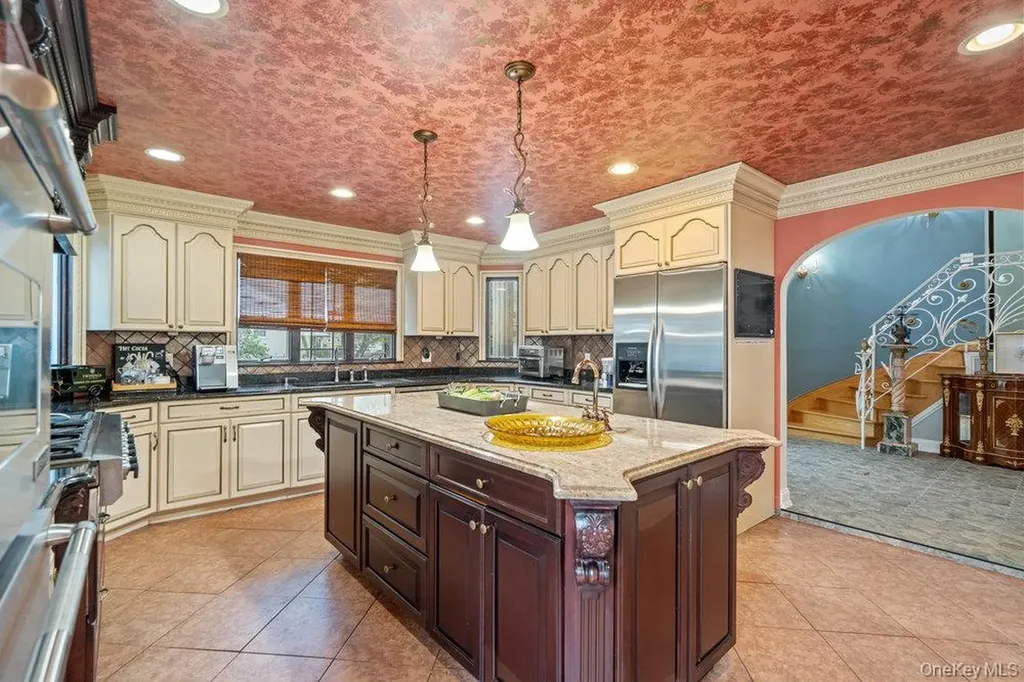 57 Southgate Road Valley Stream NY 11581