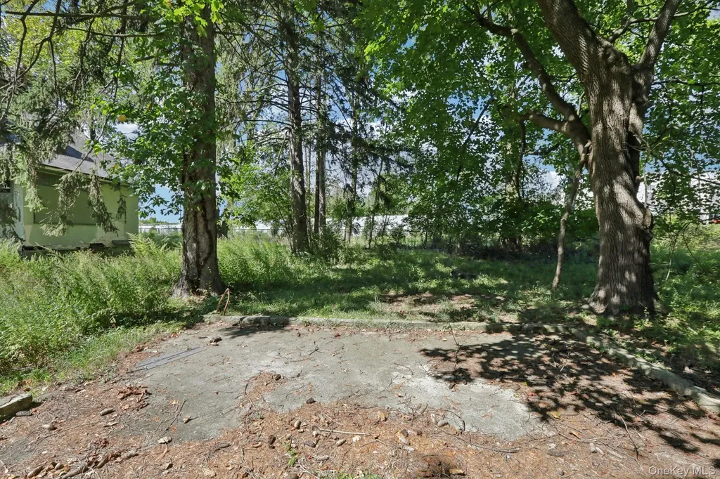 122 Route 17k Newburgh NY 12550