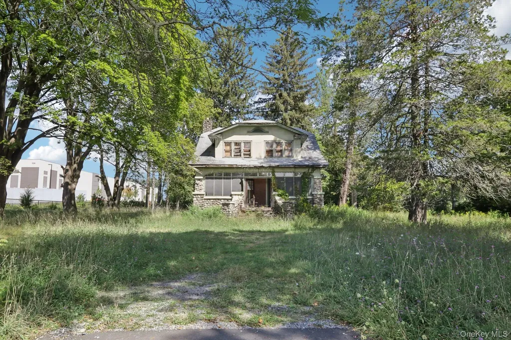 122 Route 17k Newburgh NY 12550