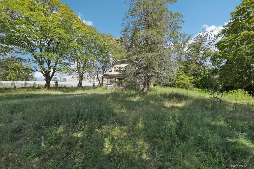 122 Route 17k Newburgh NY 12550