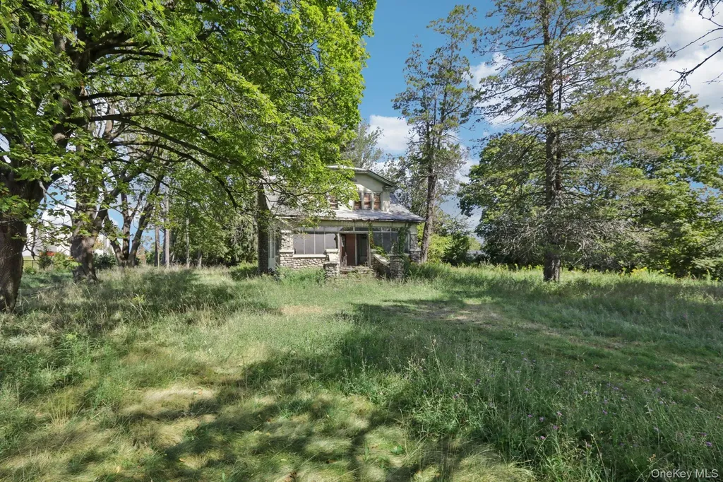 122 Route 17k Newburgh NY 12550
