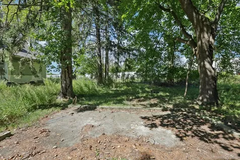 122 Route 17k Newburgh NY 12550