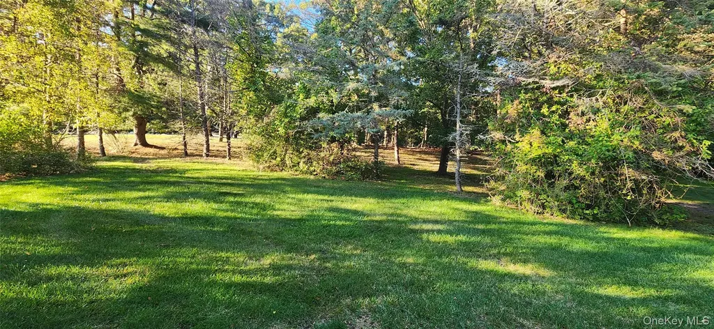 2 Kingston Drive Ridge NY 11961