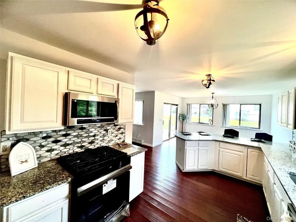 5 Raleigh Close Middletown NY 10940