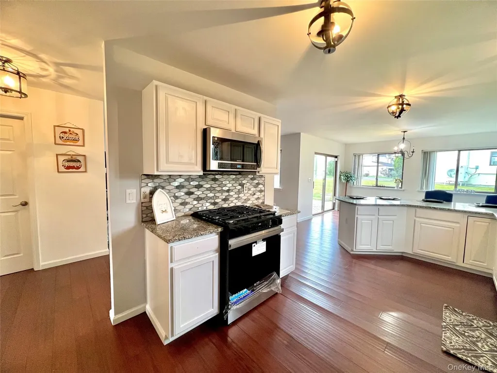 5 Raleigh Close Middletown NY 10940