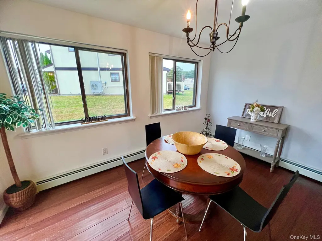 5 Raleigh Close Middletown NY 10940