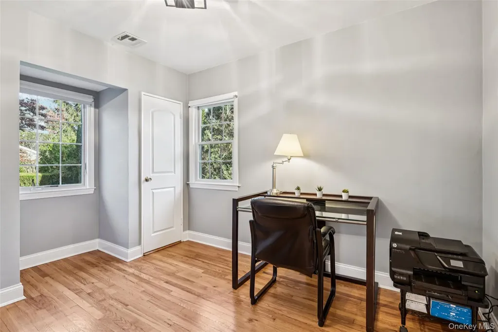 470 Argyle Road Mineola NY 11501