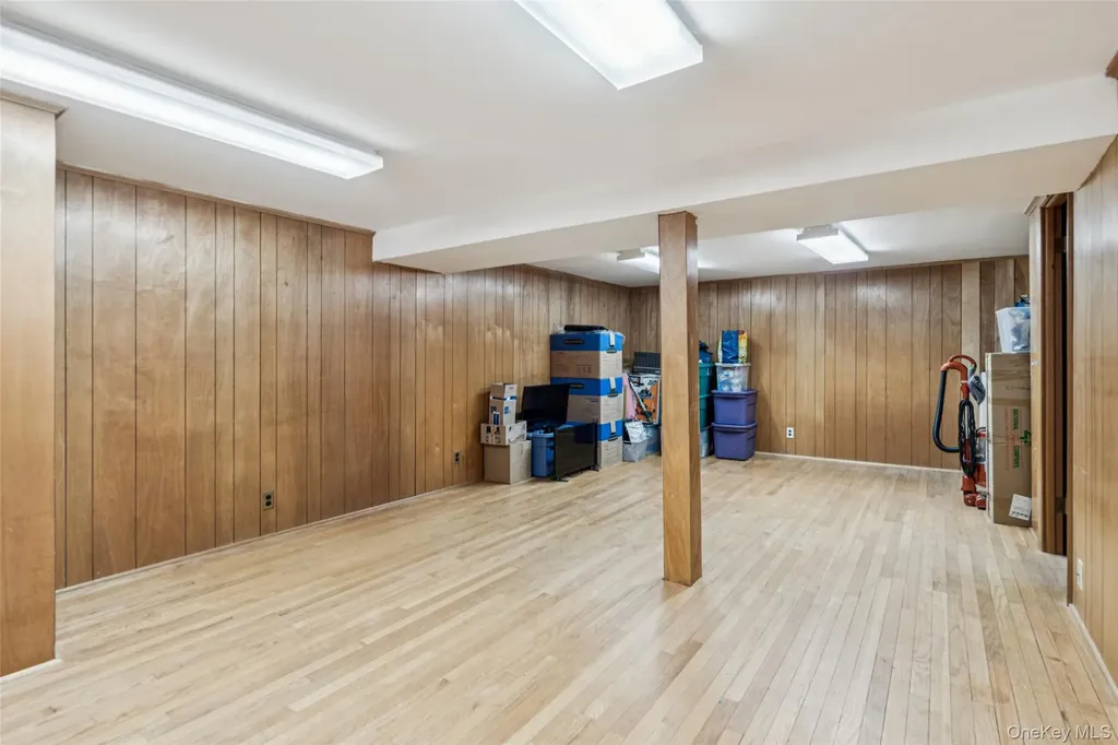 470 Argyle Road Mineola NY 11501