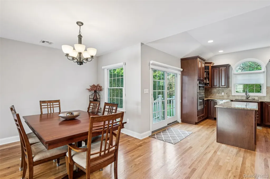 470 Argyle Road Mineola NY 11501