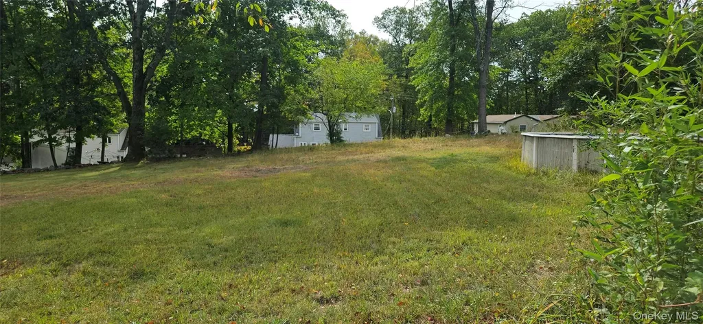 80 Lenape Road Pearl River NY 10965