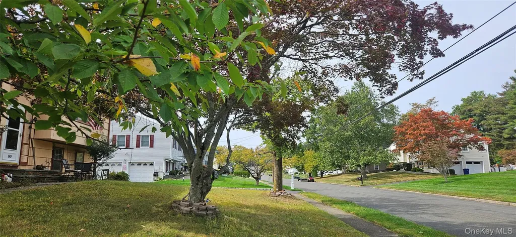 80 Lenape Road Pearl River NY 10965