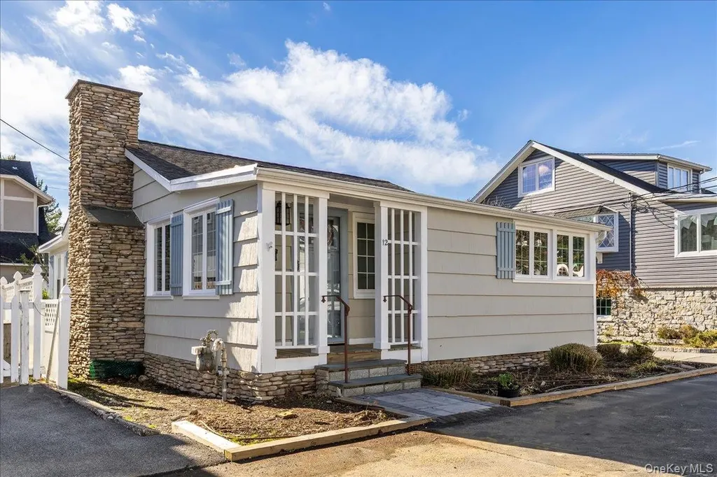12 Ridgeland Terrace Rye NY 10580