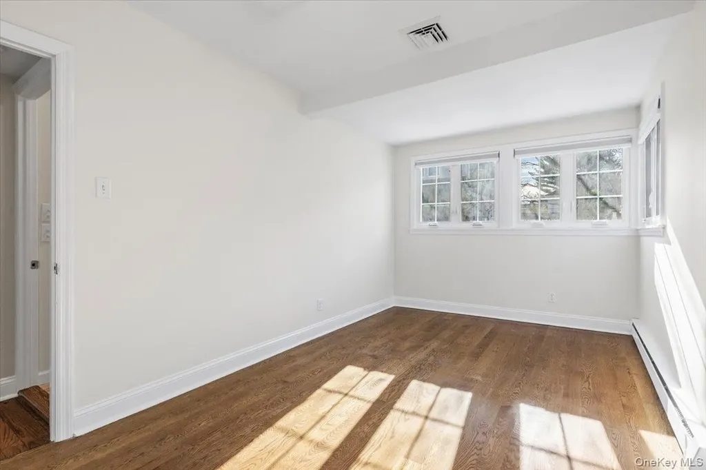 12 Ridgeland Terrace Rye NY 10580