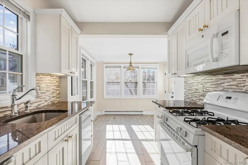 12 Ridgeland Terrace Rye NY 10580