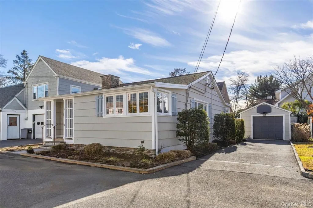 12 Ridgeland Terrace Rye NY 10580
