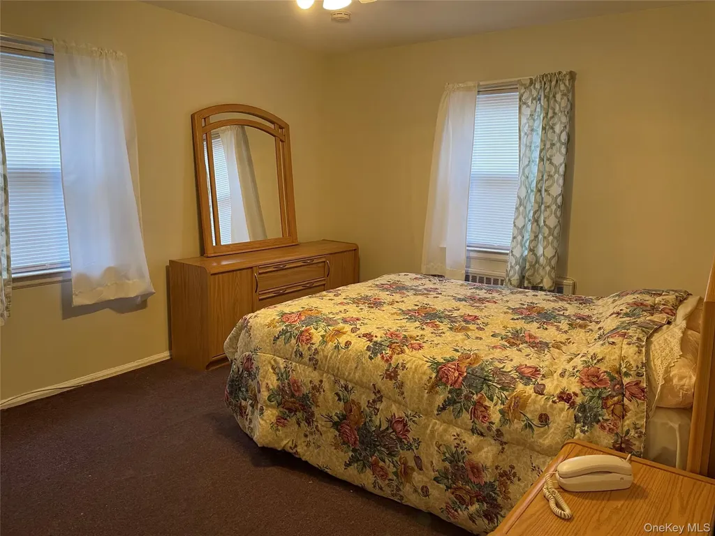 88 Acacia Avenue Hempstead NY 11550