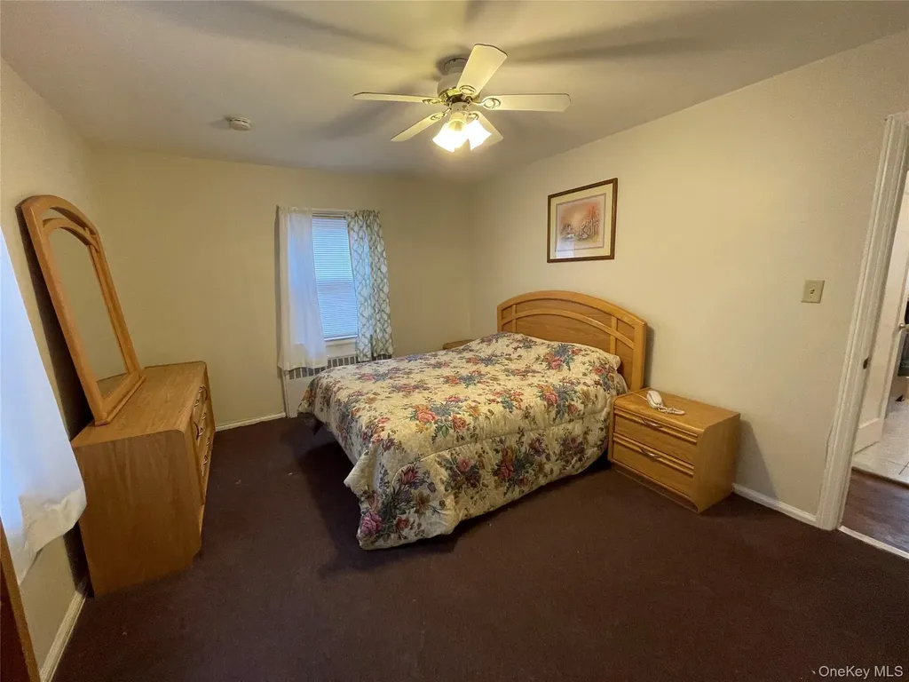 88 Acacia Avenue Hempstead NY 11550