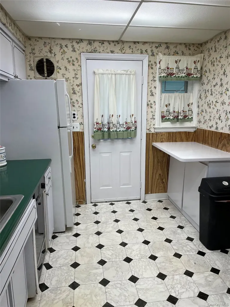 88 Acacia Avenue Hempstead NY 11550