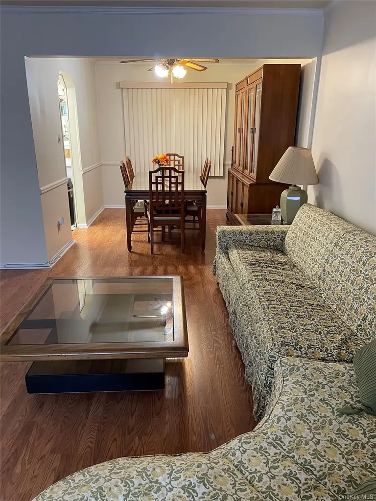 88 Acacia Avenue Hempstead NY 11550