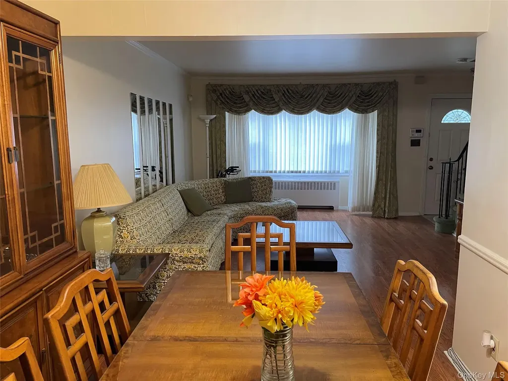 88 Acacia Avenue Hempstead NY 11550