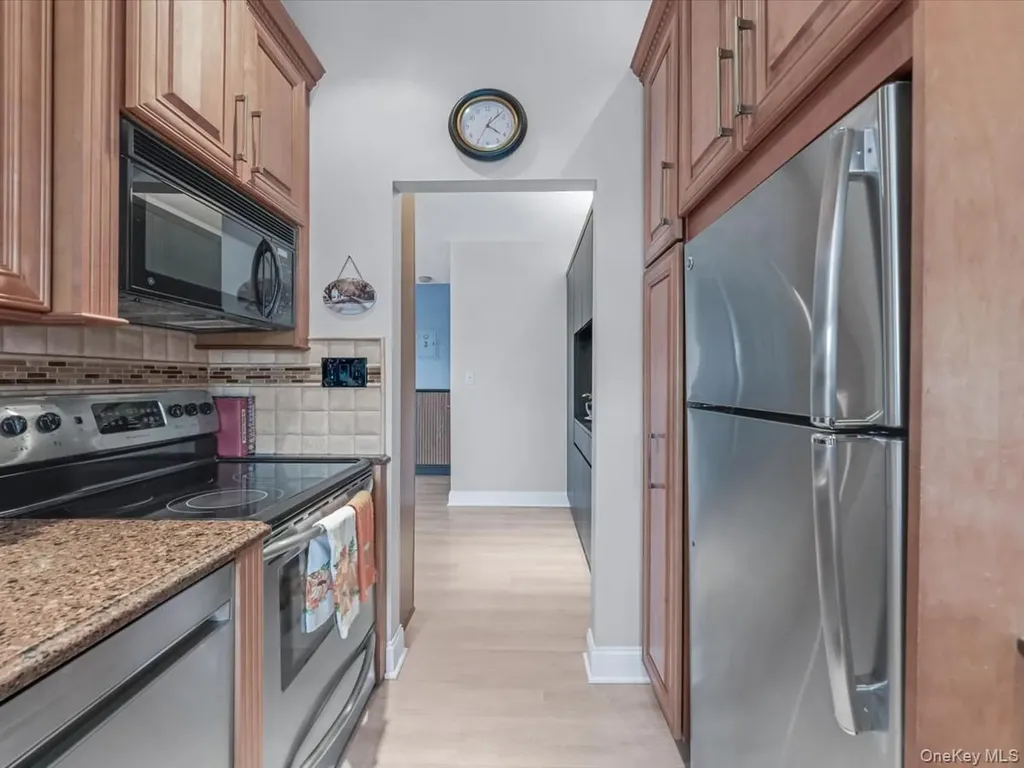 4 Rose Street Oceanside NY 11572