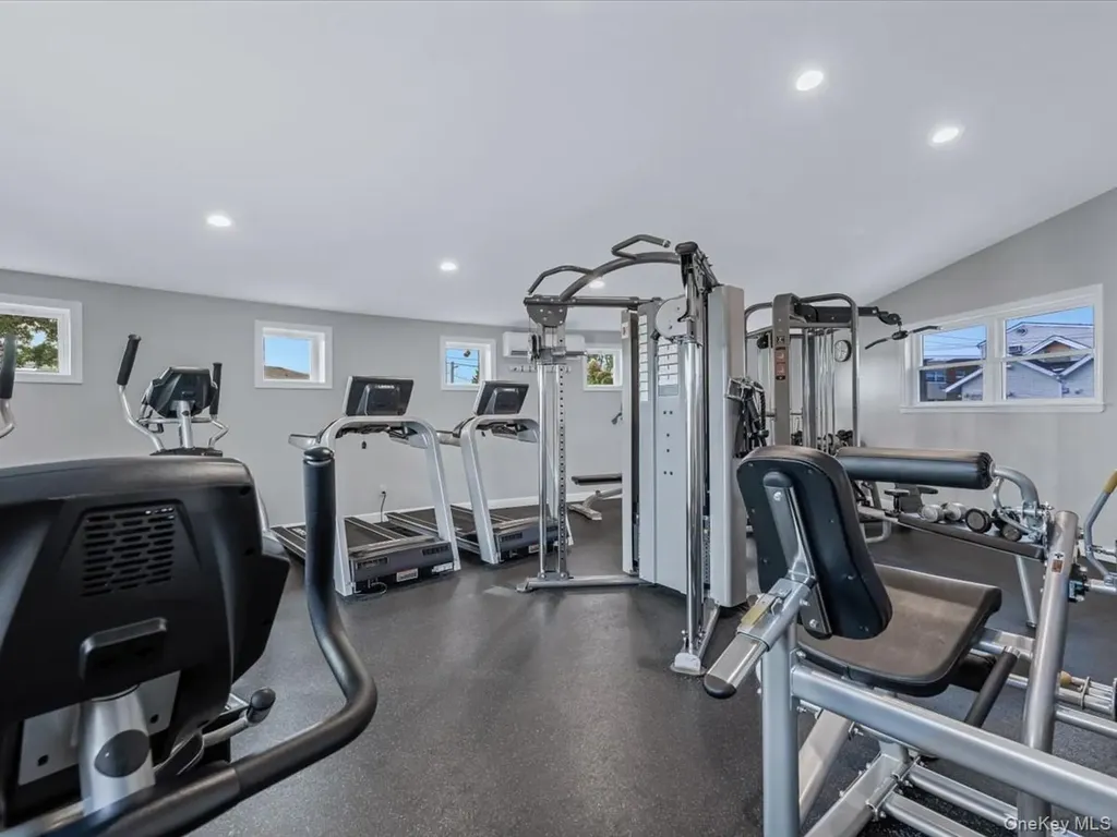 4 Rose Street Oceanside NY 11572