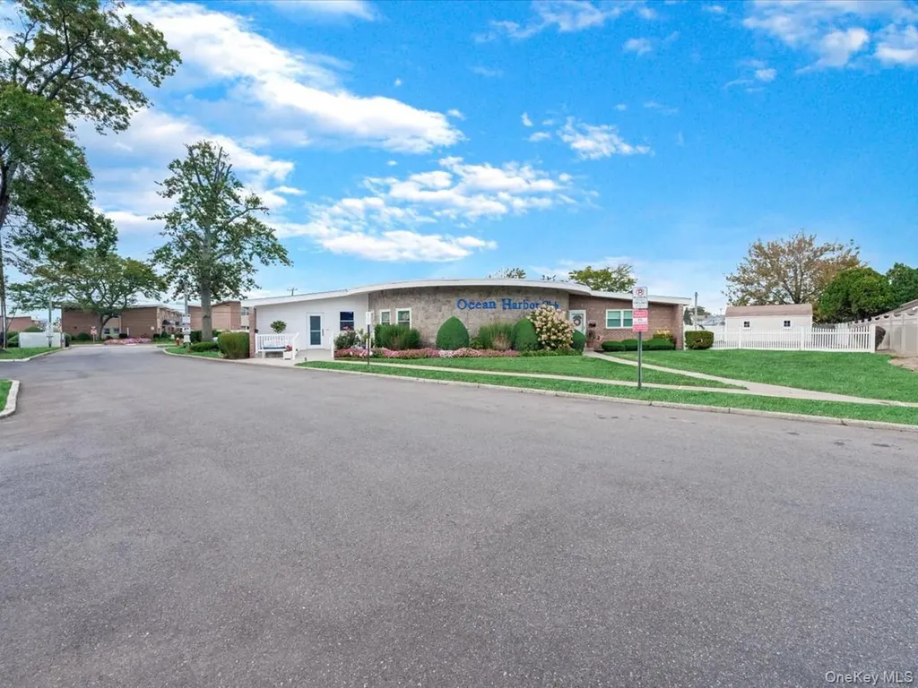 4 Rose Street Oceanside NY 11572