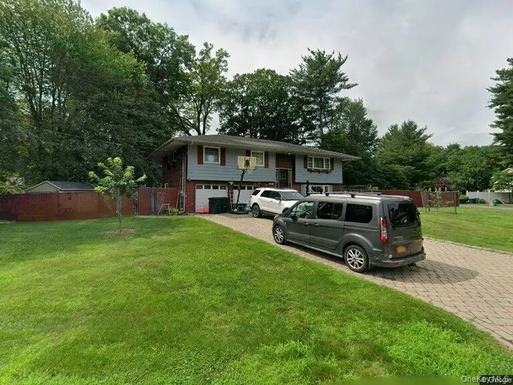 17 Forestdale Road Spring Valley NY 10977