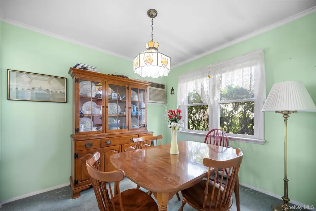 504 6th Avenue New Hyde Park NY 11040