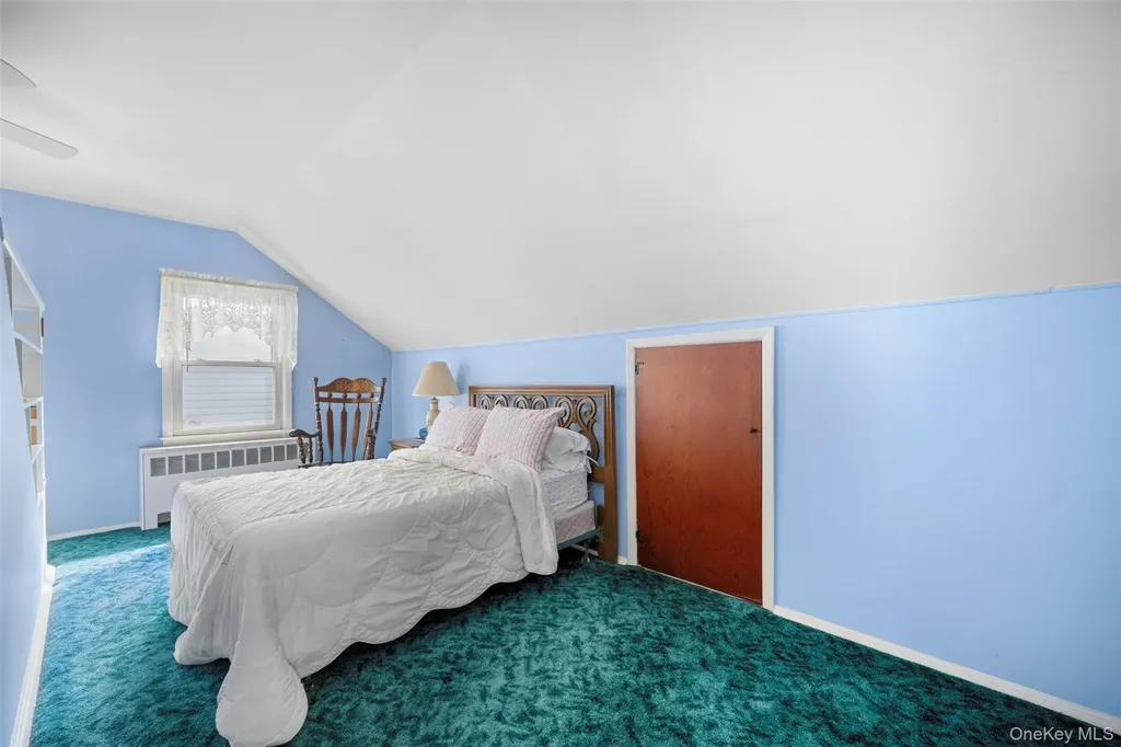 504 6th Avenue New Hyde Park NY 11040
