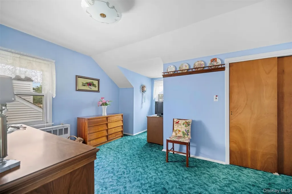 504 6th Avenue New Hyde Park NY 11040
